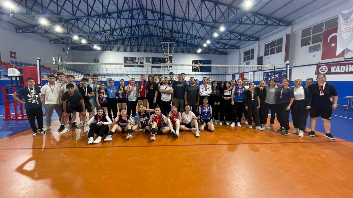İLÇE VOLEYBOL MÜSABAKALARI